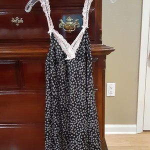 NWOT Marilyn Monroe Nightgown